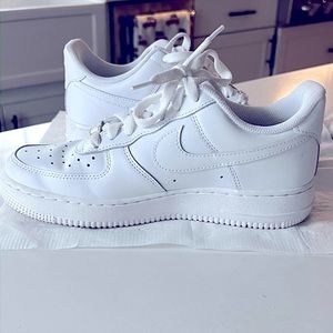 Nike low top Airforce 1’s. Only worn 3 or 4 times, in great condition.